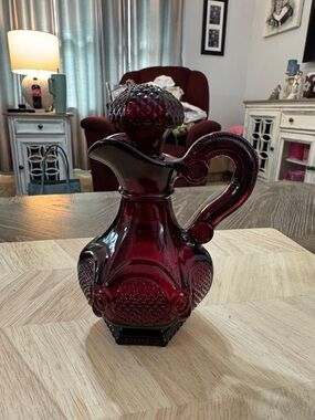 ✨✨SOLD✨✨vintage Avon Ruby Red Cape Cod Collection cruet bottle.